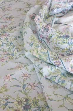 April Cornell Meadow Mist Breakfast Cloth- 4 Seater