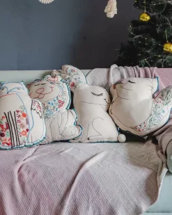 Clever Fox Shaped Cushion