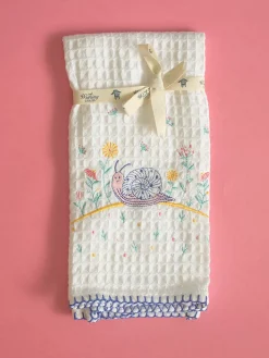 Happy Snail Waffle Hand Towel
