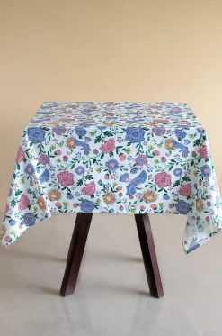 Midsummer Cotton Table Cover - 4 Seater