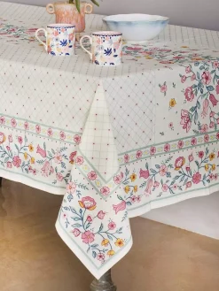 Raindrops And Roses Table Cover