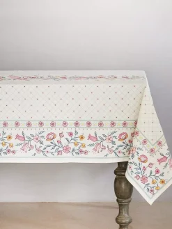 Raindrops And Roses Table Cover