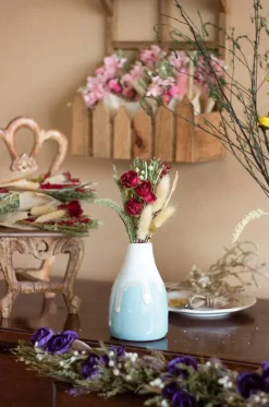 Rose Emerald Bouquet With Vase