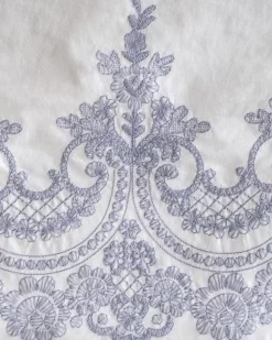 Roshanara Blue Runner