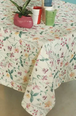 Runa Table Cover - 6 Seater