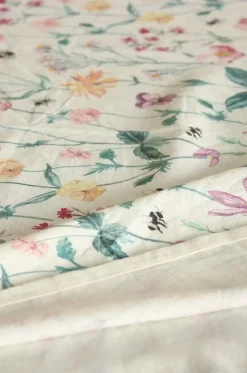 Runa Table Cover - 6 Seater