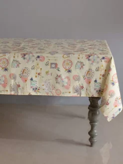 Tea Time Table Cover - 8 Seater