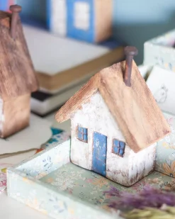 Tiny Homes Wooden Paperweight