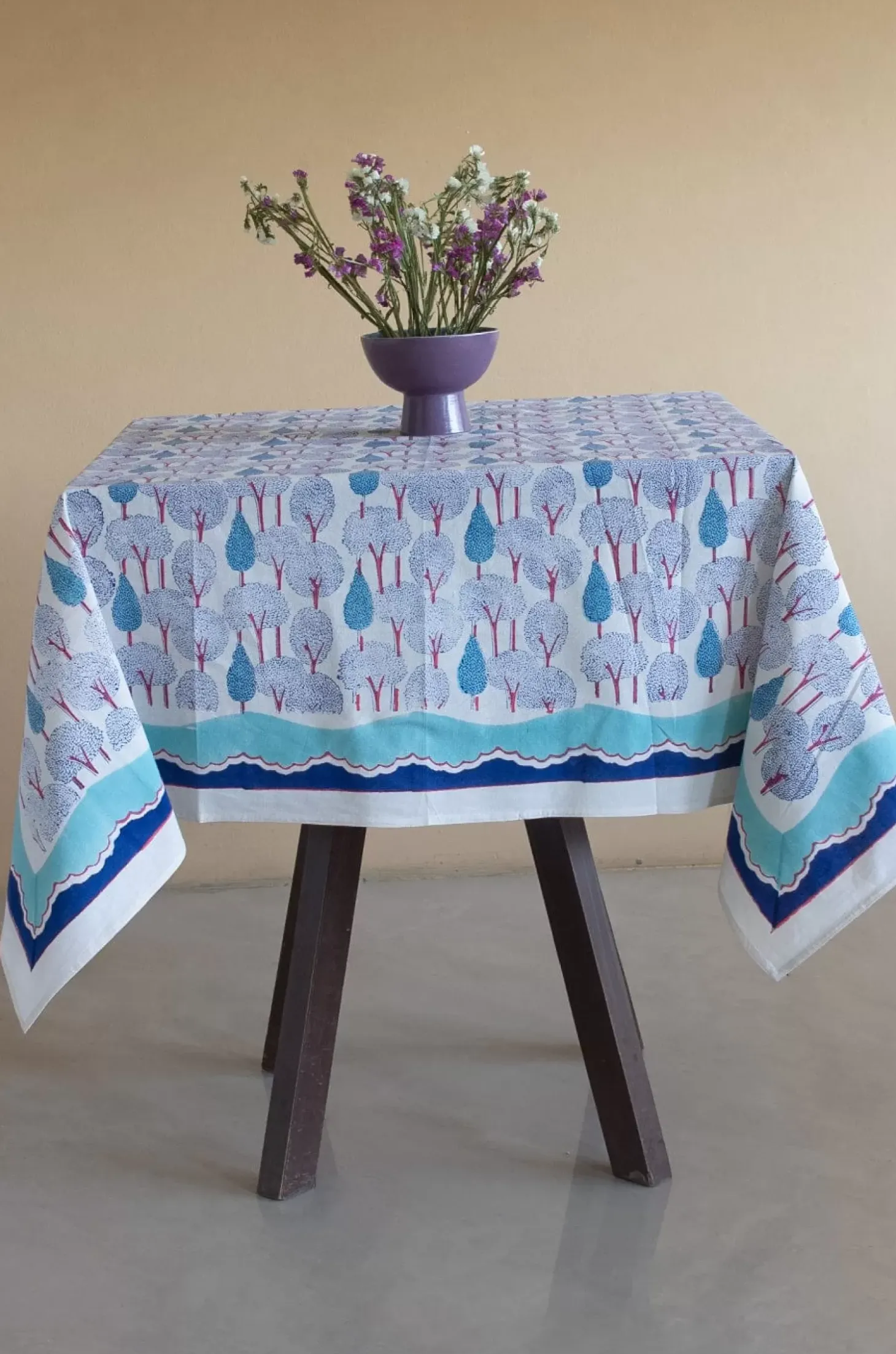 Topiary Garden Table Cloth - 4 Seater