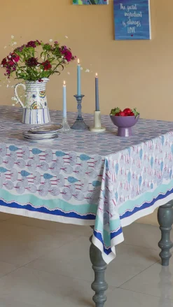Topiary Garden Table Cloth - 6 Seater