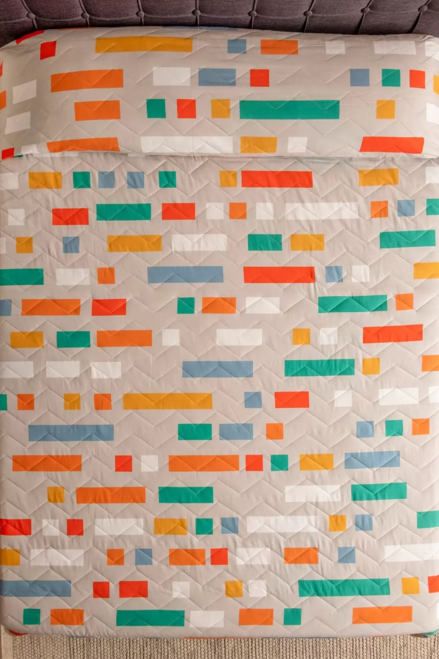 Zookeeper Amber, The Architect Bed Cover-Double