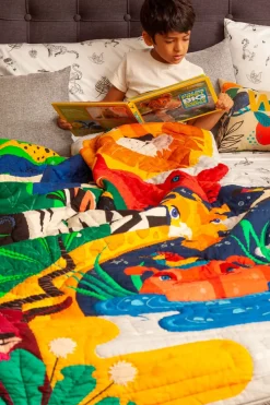 Zookeeper Tall Tales And Long Snouts Quilt